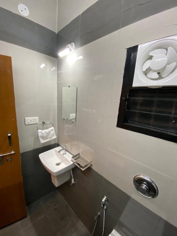 Erisha Tadoba Hotel Mohurli Екстериор снимка