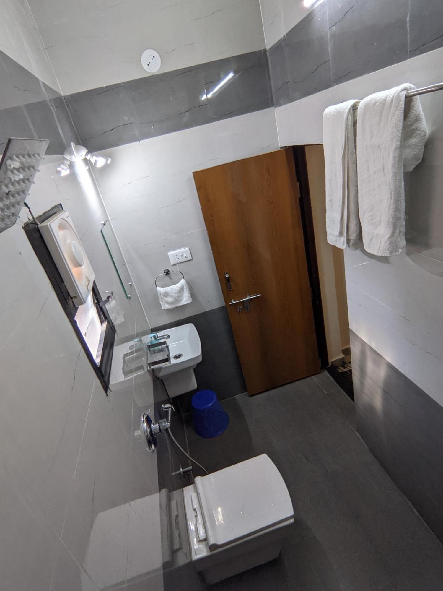 Erisha Tadoba Hotel Mohurli Екстериор снимка